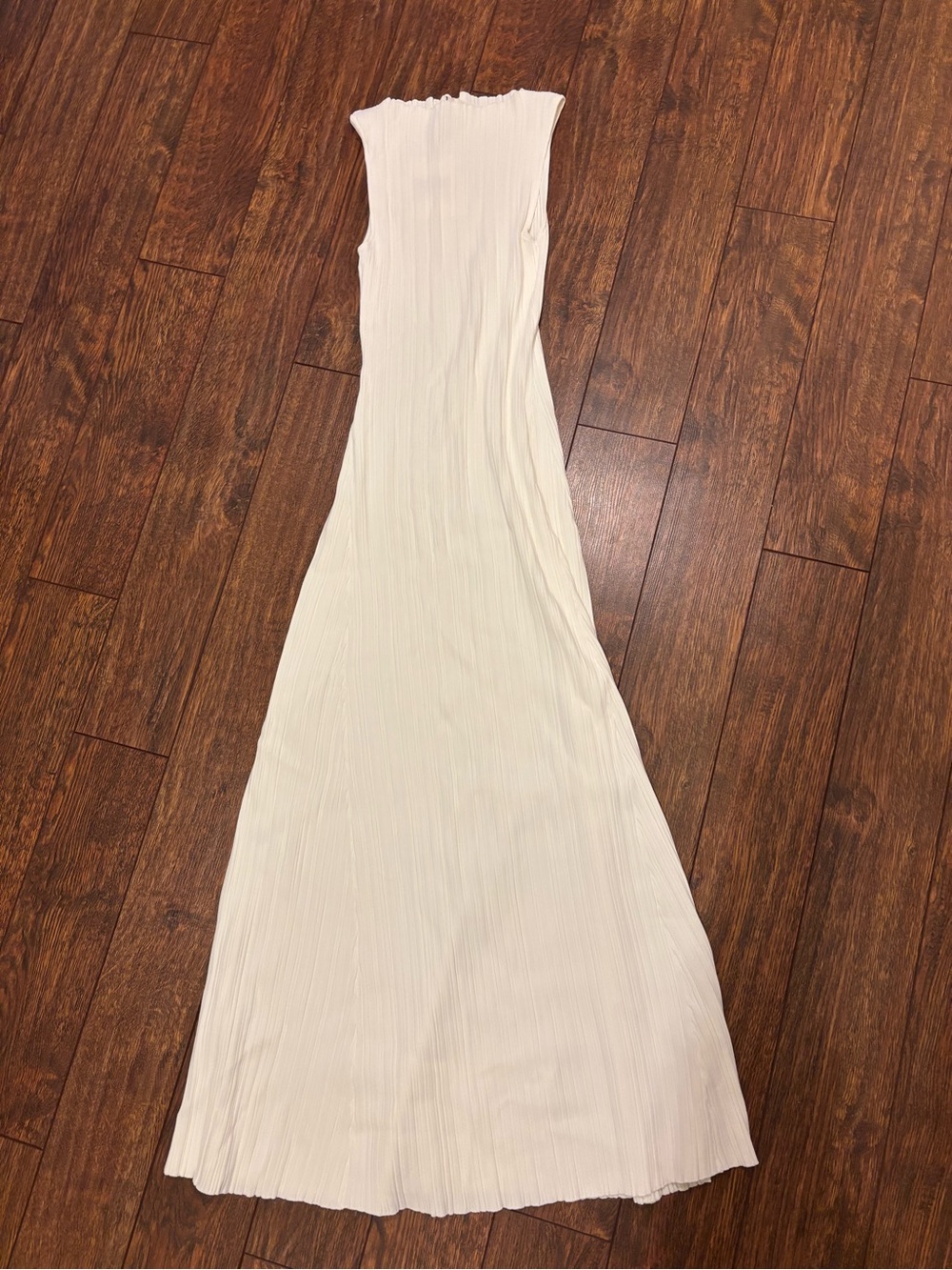 DISSH IVY OFF WHITE SLEEVELESS MIDI DRESS